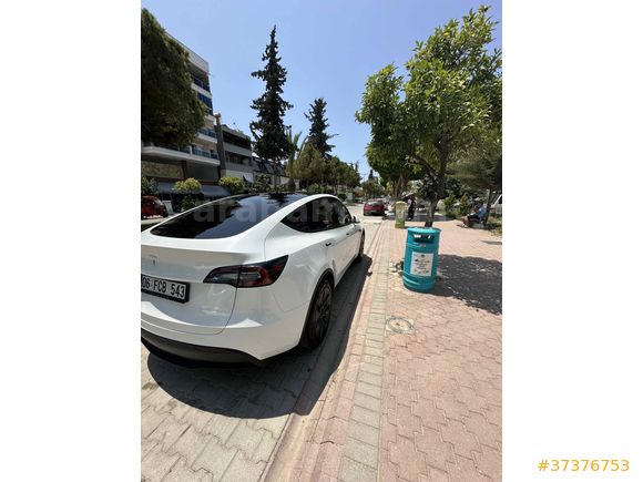 Sahibinden Tesla Model Y Standart Range 2025 Model 