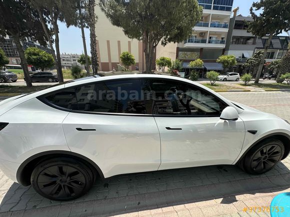 Sahibinden Tesla Model Y Standart Range 2025 Model 