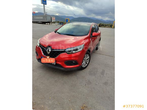 Sahibinden Renault Kadjar 1.3 TCE Touch Roof 2019 Model