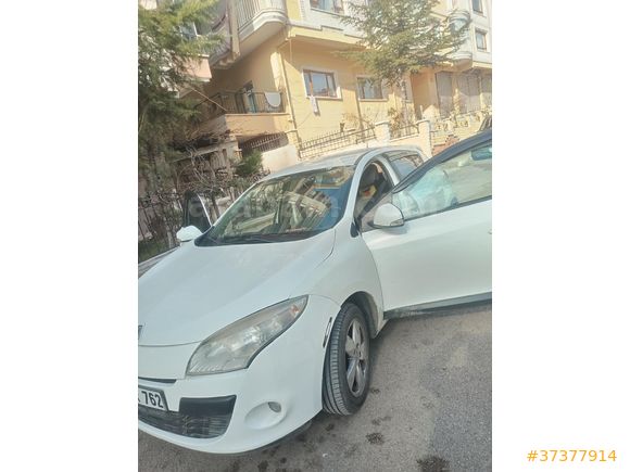 Sahibinden Renault Megane 1.5 dCi Expression 2011 Model