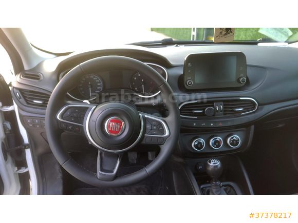Sahibinden LPG'li Fiat Egea 1.4 Fire Easy Plus 2024 Model