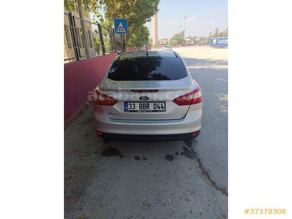 ACİL SATILIK 2013 Ford focus TDCİ değişen siz boyasiz