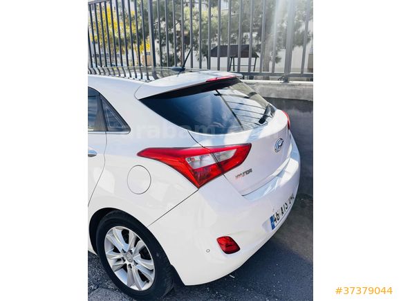 Sahibinden Hyundai i30 1.6 CRDi Elite 2012 
Model 