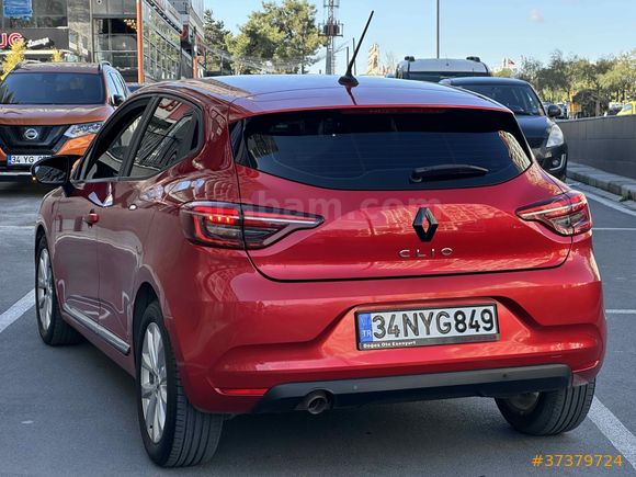 Sahibinden Renault Clio 1.0 TCe Touch 2023 Model 
