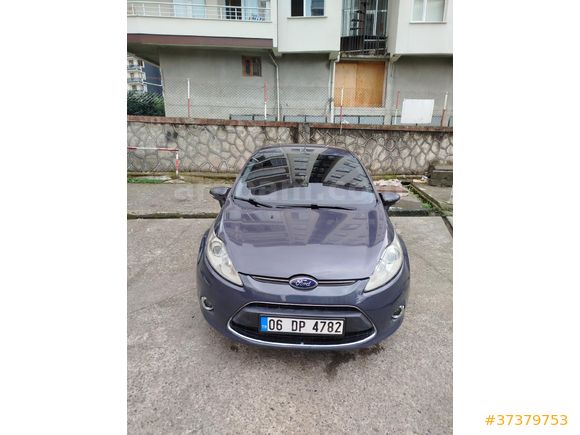Sahibinden Ford Fiesta 1.4 TDCi Titanium X 2012 Model
