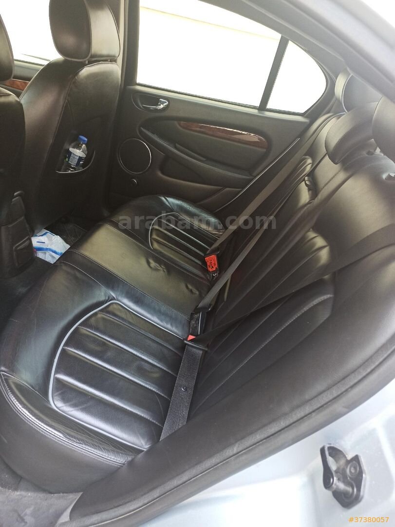 Sahibinden Jaguar X-Type 2.0 D Executive 2009 Model İstanbul 277.000 km Gri (Gümüş) 4