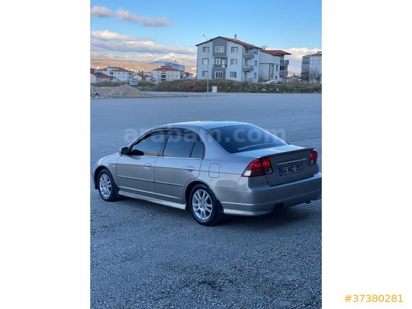 Sahibinden Honda Civic 1.6 i-VTEC LS 2005 Model
