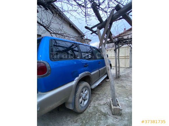 Sahibinden Nissan Terrano 2.7 TDI Elegance 2001 Model 