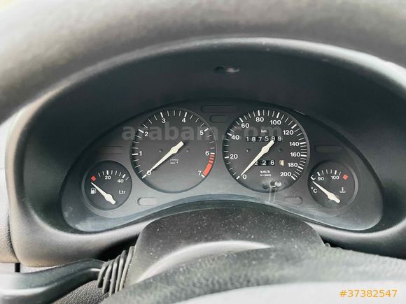 Sahibinden otomatik Opel Corsa 1.4 GLS 2000 Model 