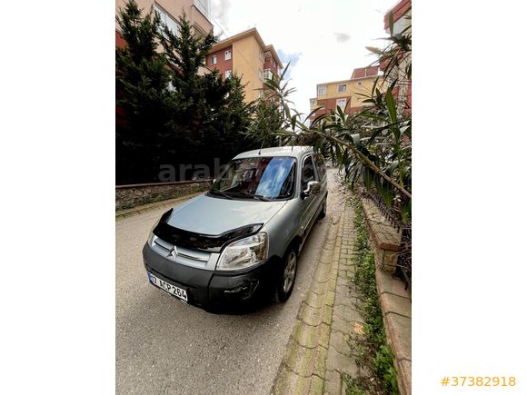 Berlingo.KLİMALI,YENİ muayeneli TAKASLI