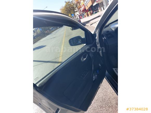 Sahibinden Renault Megane 1.5 dCi Dynamique 2005 Model