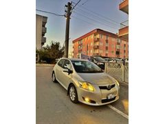 Sahibinden Toyota Auris 1.4 D-4D Comfort Extra 2010 Model 169.000 km Gri (Gümüş)