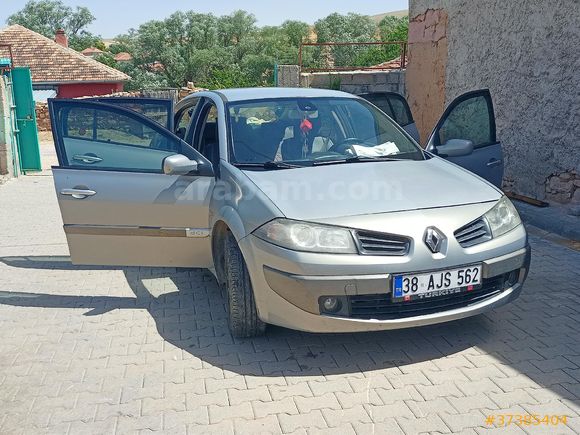 Sahibinden Renault Megane 1.5 dCi Dynamique 2006 Model  232.000 km Gri