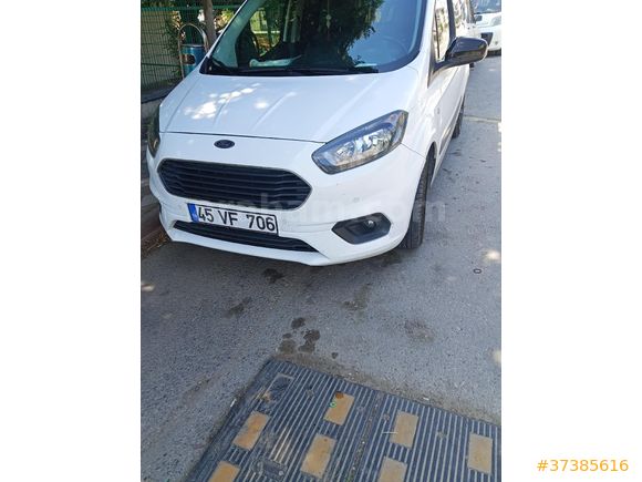 Sahibinden Ford Tourneo Connect 1.5 EcoBlue Deluxe 2022 Model  143.500 km Beyaz