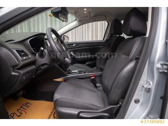 2024 MEGANE 1.3 TCE TOUCH CARPLAY_Ş.TKP_CRUISE_Ç.ÖNLEYİCİ_BOYASIZ