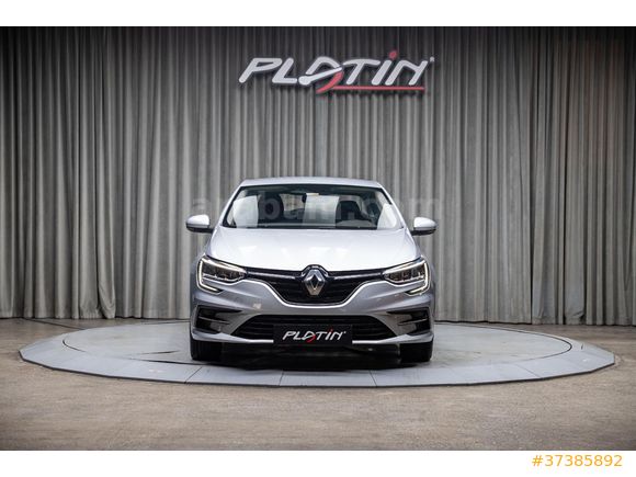 2024 MEGANE 1.3 TCE TOUCH CARPLAY_Ş.TKP_CRUISE_Ç.ÖNLEYİCİ_BOYASIZ