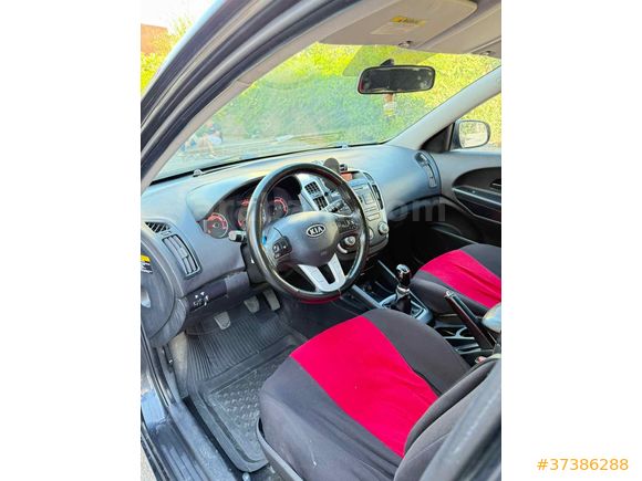 Sahibinden Kia Ceed 1.6 CRDi Motion 2011 Model 