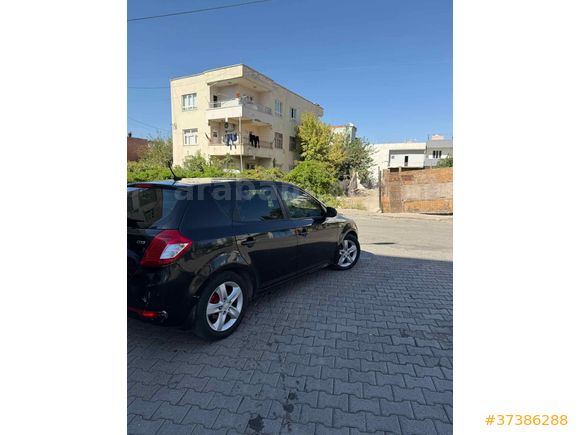 Sahibinden Kia Ceed 1.6 CRDi Motion 2011 Model 