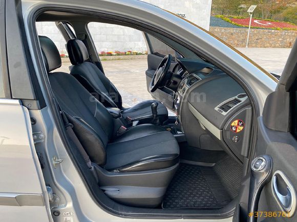 Sahibinden Renault Megane 1.6 Dynamique 2004 Model