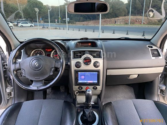 Sahibinden Renault Megane 1.6 Dynamique 2004 Model