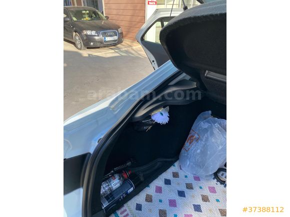 Sahibinden Renault Laguna 1.6 Privilege 2006 Model Kırşehir 224km Beyaz