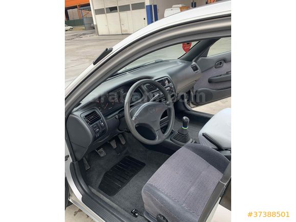 DEĞIŞENSIZ 1.5 PARÇA BOYALI EFSANE KASA COROLLA