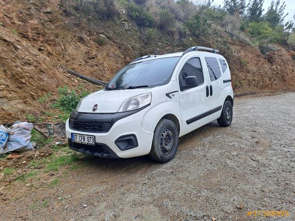 Sahibinden Fiat Fiorino Combi 1.4 Fire Premio 2021 Model