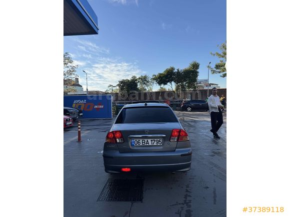Sahibinden Honda Civic 1.6 VTEC ES 2006