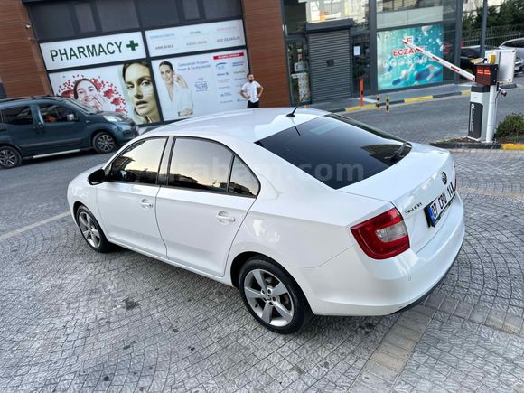 Sahibinden Skoda Rapid 1.2 TSI GreenTec Style 2015 Model İstanbul