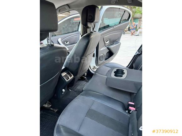 Galeriden Renault Fluence 1.5 dCi Dynamique 2011 Model Adıyaman