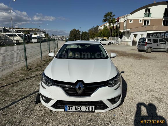 Sahibinden Renault Megane 1.5 dCi Touch 2018 Model 