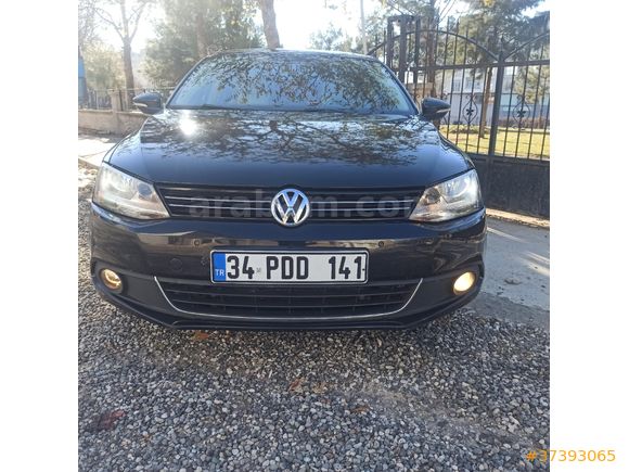 Sahibinden Volkswagen Jetta 1.6 TDi Comfortline 2014 Model