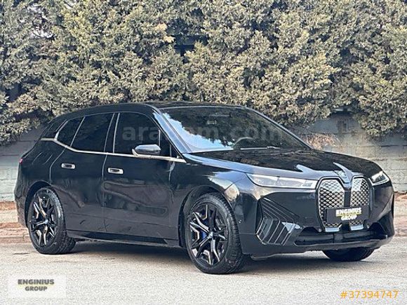 ENGİNİUS GROUP 2023 BMW İX Xdrive50 B&W SES SİSTEMİ - HATASIZ