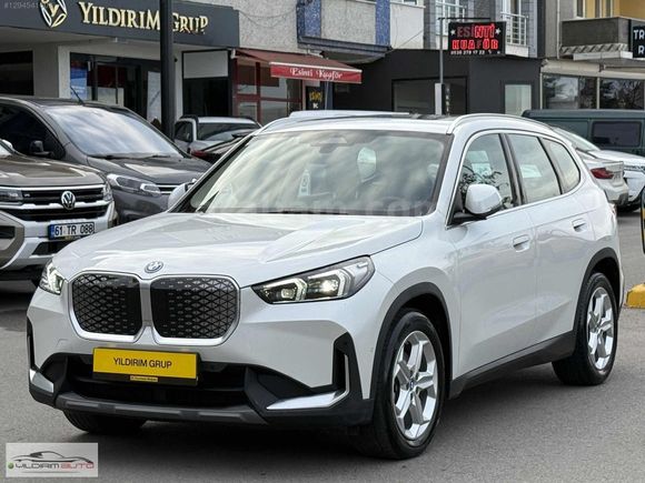 2024 BMW İX1 eDRİVE20 SPORTLİNE 204HP HATASIZ BOYASIZ %20 KDV