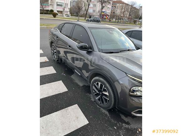 Sahibinden Citroen C4 X 1.2 PureTech Shine 2023 Model 
