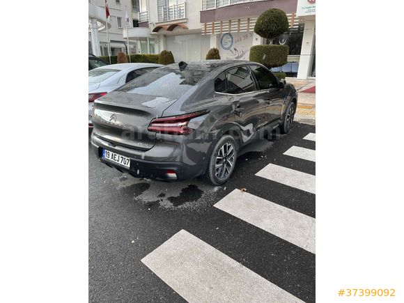 Sahibinden Citroen C4 X 1.2 PureTech Shine 2023 Model 