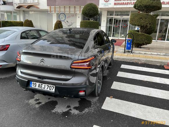 Sahibinden Citroen C4 X 1.2 PureTech Shine 2023 Model 
