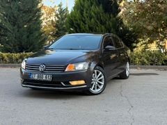 2.0 TDI HİGHLİNE SUNROOF'LU YANDA 2.5 PARÇA BOYA (PAZARLIKSIZ)