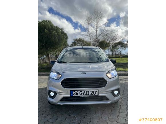 2022-FORD COURİER 1.5 TDCİ TİTANİUM PLUS -60.000 KM’DE