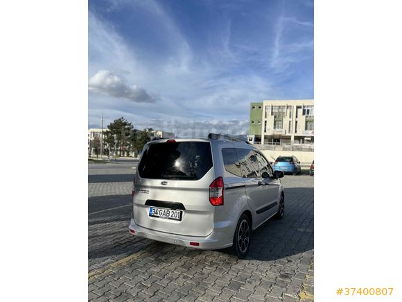 2022-FORD COURİER 1.5 TDCİ TİTANİUM PLUS -60.000 KM’DE