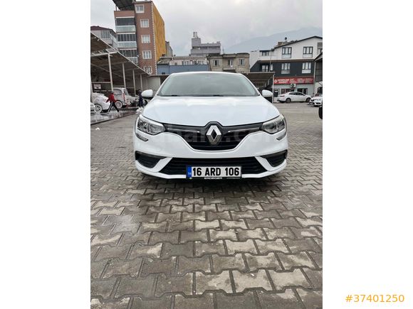 Memurdan tertemiz 2020 çıkışlı Megane 4