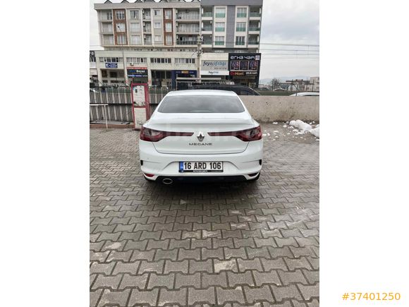 Memurdan tertemiz 2020 çıkışlı Megane 4