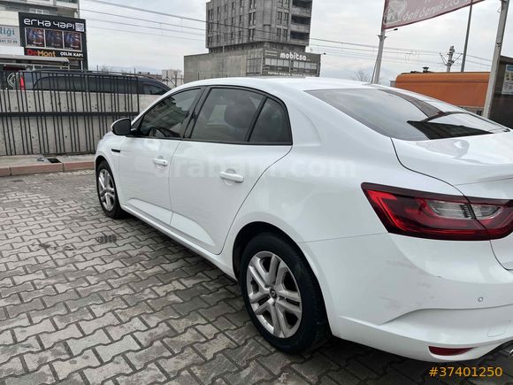 Memurdan tertemiz 2020 çıkışlı Megane 4