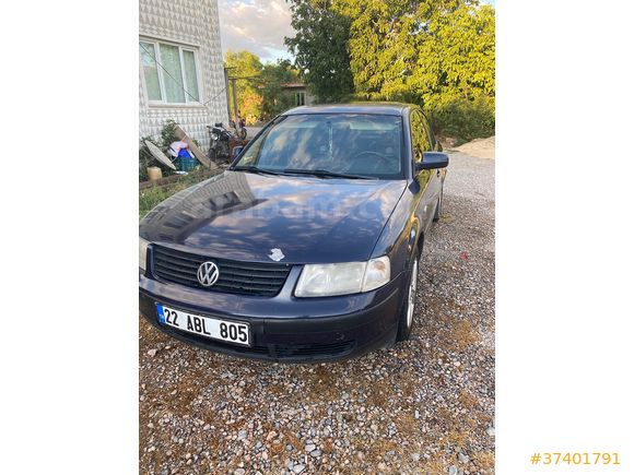 Sahibinden Volkswagen Passat 1.8 Basic 1997 Model 