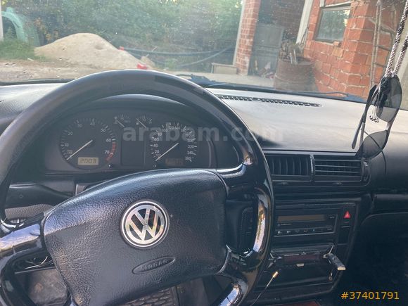 Sahibinden Volkswagen Passat 1.8 Basic 1997 Model 