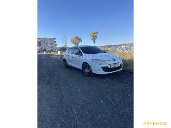 Sahibinden Renault Megane 1.5 dCi Dynamique 2011 Model 