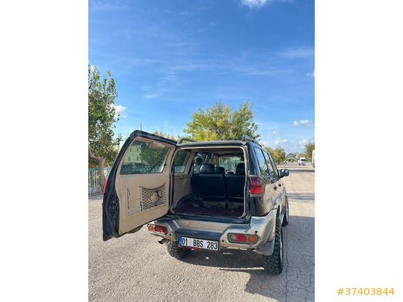 Sahibinden Nissan Terrano 2.7 TDI Elegance 2001 Model