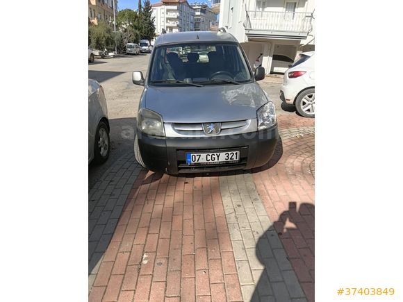 Sahibinden Peugeot Partner 2.0 D Comfort 2006 Model  301.000 km Gri