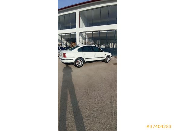 Sahibinden Volkswagen Passat 1.8 Basic 1998 Model