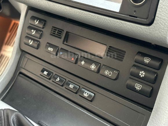BMW 325Ci COUPE HARMAN RECARO SUNROOF (Değişensiz Manuel)